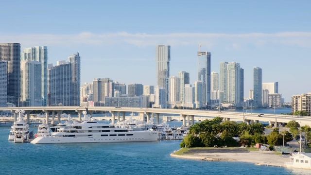 Miami, Florida 4K Video ULTRA HD • The Magic City in Drone смотреть онлайн