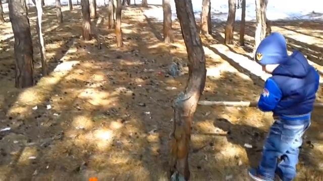 Сюрпризы в шариках. Лопаем воздушные шары.We burst the balloons. смотреть онлайн