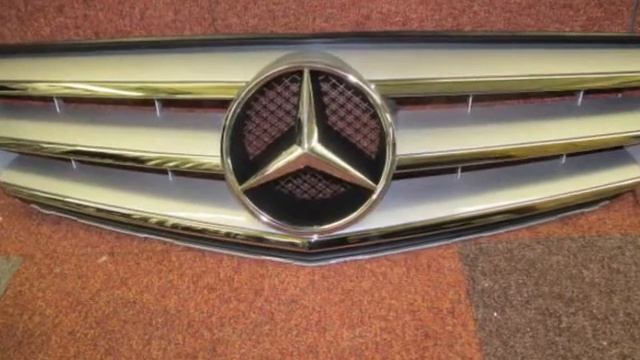 Решетка радиатора Мерседес 204 Mercedes W204 A20488000239744, A2048800023 смотреть онлайн