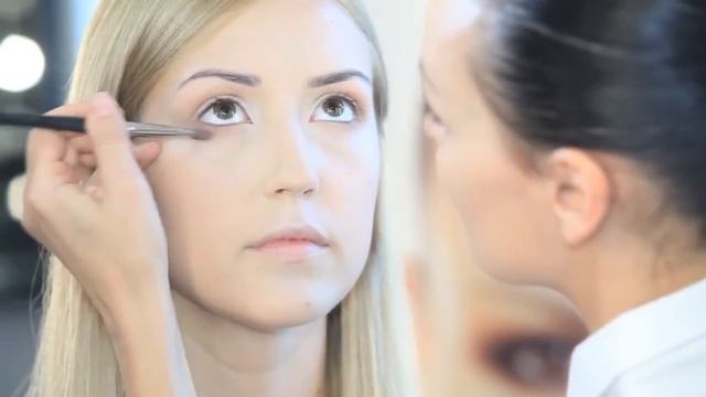 СВАДЕБНЫЙ МАКИЯЖ смотреть онлайн