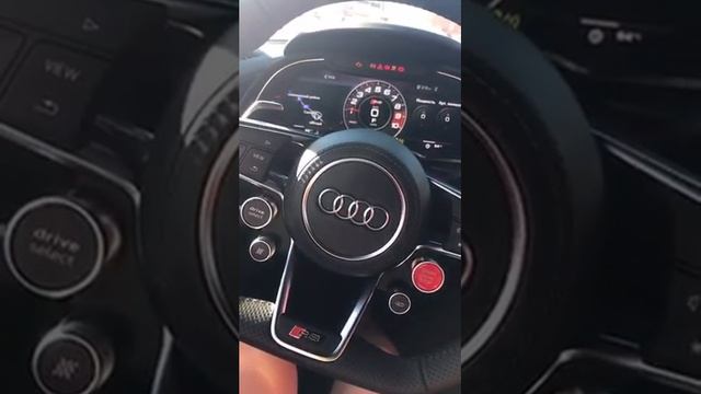Обзор Audi R8 смотреть онлайн