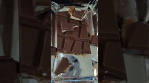 шоколад NUTS Россия щедрая душа - соленая карамель и фундук (от 25.02.2024)