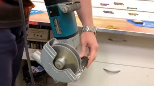 Штроборез Makita SG 150