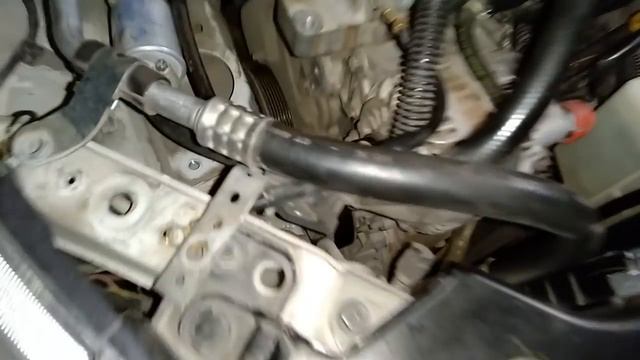 Polea Tensora De La Banda De Accesorios Del Tiida ( Tensor Automático De La Correa )