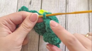 ?БЕЗ ОБРЕЗАНИЯ НИТИ? ЛЯГУШКА ИЗ ПЛЮШЕВОЙ ПРЯЖИ? КРЮЧКОМ?crochet frog?Frosch häkeln