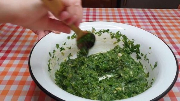 Кюкю Яичница с зеленью Вкусное полезное простое в приготовлении блюдо Kükü Greenery omelet