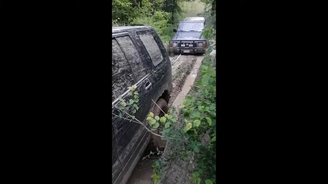 Opel Monterey , Nissan Patrol voznja po blatu- Dzona i Aca Zoga - Part 2 смотреть онлайн