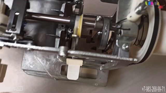 Ремонт машинки Астралюкс М 10. Гудит, но не шьёт. смотреть онлайн