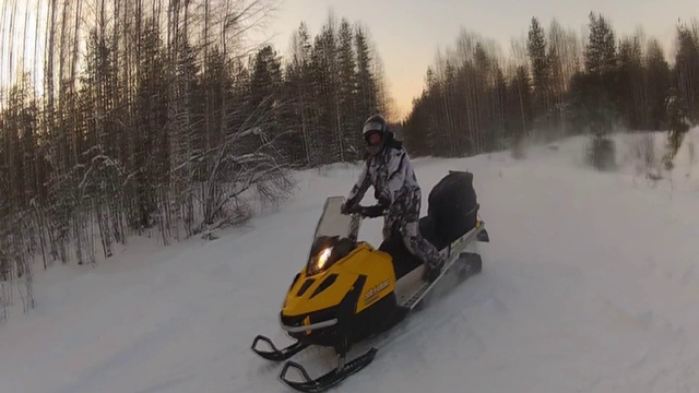 снегоходы смотреть онлайн