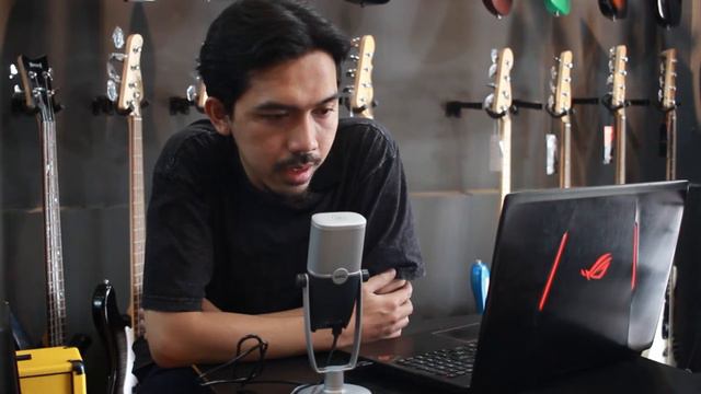 Mic Content Creator Suara Cakeeeep! - AKG ARA [] Review смотреть онлайн