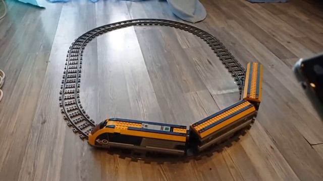 Как установить приложение LEGO POWERED UP для LEGO поездов 60197 и 60198 на смартфон или планшет смотреть онлайн
