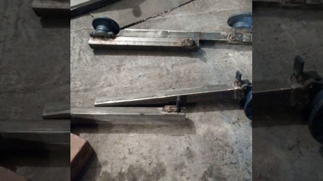 Гусеницы на мотоблок. Рама готова , осталось покрасить . смотреть онлайн