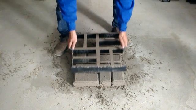 Forma manual Paver retangular concreto no lugar intertravado смотреть онлайн