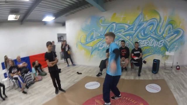 СТИМУЛЯТОР 13 | Стефан vs Костя| Школа брейк данса Нижний Новгород SERIOUS DANCE SCHOOL смотреть онлайн