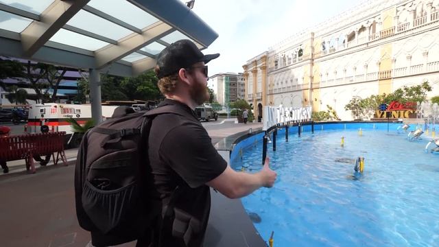 We are in MANILA ?? FIRST DAY IN PHILIPPINES (SHOCKING First Impressions of this city) смотреть онлайн