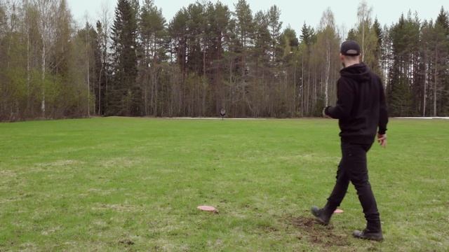 10 TIPS FOR THROWING FLAT IN DISC GOLF (TESTED!) смотреть онлайн