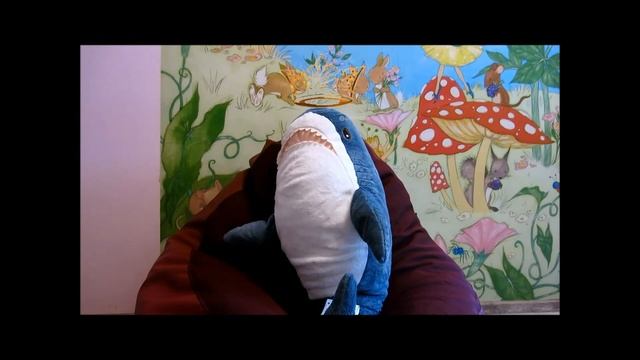 ЗНАКОМСТВО С АКУЛОЙ ИЗ ИКЕА! Здравствуйте, я акула Мона! смотреть онлайн