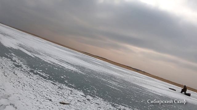 Елец Атакует. Ловля Ельца со Льда оз Сартлан. Бойкий Весенний Елец смотреть онлайн