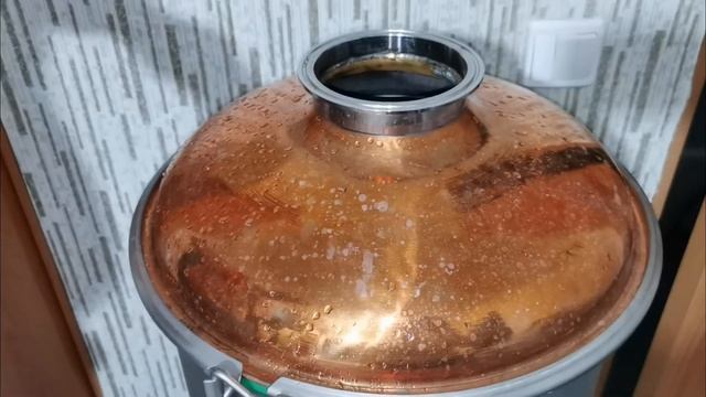Делаем Дистиллят для Бочки на медном шлеме смотреть онлайн