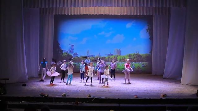СПЕКТАКЛЬ "ОСТАВЬ СВОЙ СЛЕД" ОТ ШКОЛЫ ТАНЦЕВ "NON-STOP" - "ВСТРЕЧА С НЕЙ" смотреть онлайн
