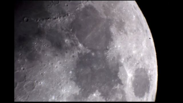 Moon смотреть онлайн