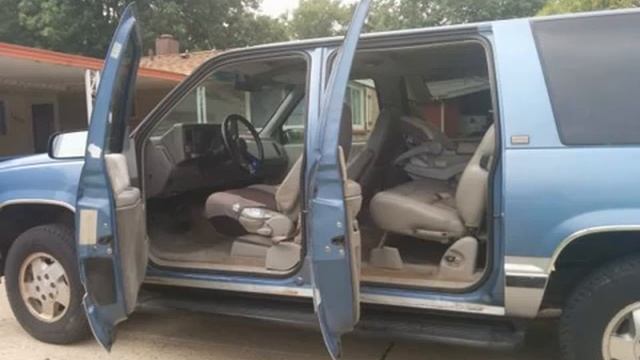 Wright Patterson Lemon Lot - 1994 Chevrolet Suburban K1500- no rust - Wright-Patterson AFB смотреть онлайн