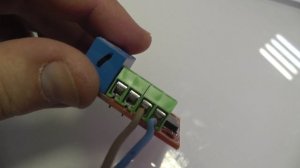 Обзор дешевого таймера выключения и включения с программируемыми настройками времени.