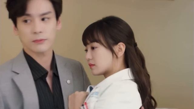 влюбленные спасли жизнь друг друга/ незабываемая любовь 🥰 смотреть онлайн