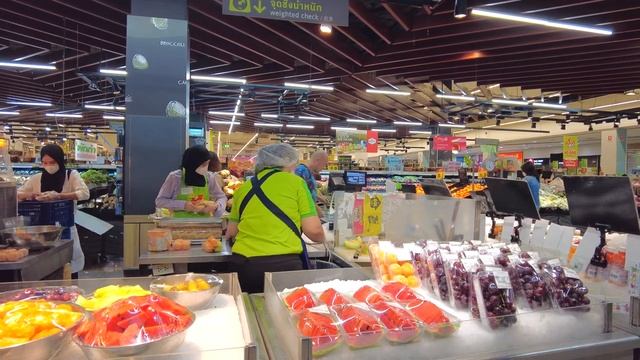 BIG C SUPERCENTER (RATCHADAMRI) / Supermarket in Bangkok смотреть онлайн