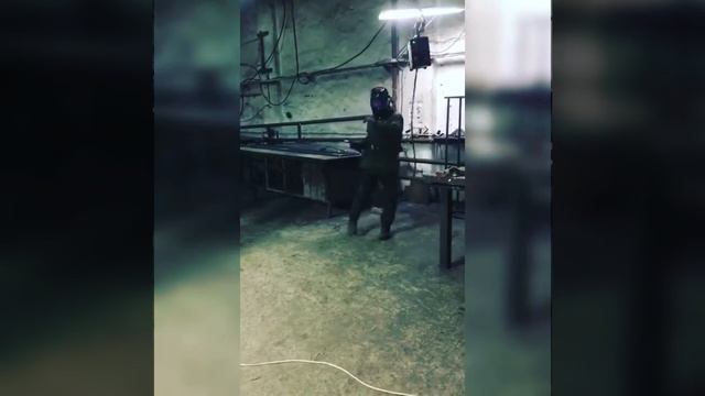 Танцор от Бога #танцор #мебель #лофт #дизайн смотреть онлайн