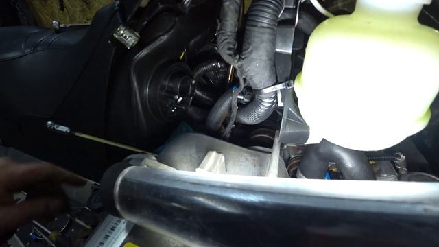 Снегоходы Ski-Doo Rotax АСЕ замена фильтров и насоса не снимая топливного бака!!! смотреть онлайн