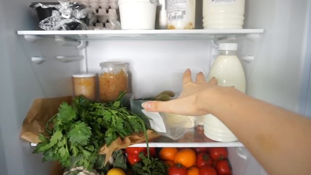 ЧТО Я ЕМ? ЧТО В ХОЛОДИЛЬНИКЕ? ГОТОВИМ КУРИНЫЙ СУП С ЛАПШОЙ! НЕВЕРОЯТНО ВКУСНО смотреть онлайн