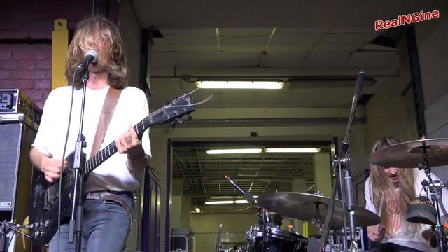Sonic Death - Горькие слёзы, Радио Дрожь (фестиваль "Форма" 11.07.2015, 4/9) смотреть онлайн