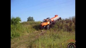 Российский грузовик УРАЛ ПОЛЯРНИК по бездорожью.
