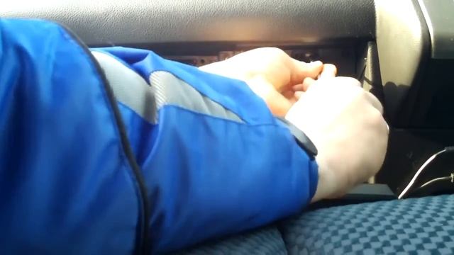 ЗАМЕНА САЛОННОГО ФИЛЬТРА Ниссан Тиида смотреть онлайн
