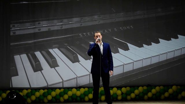 Иван Кочубеев "Потанцуй под музыку мою" МКУК "РДКД" смотреть онлайн