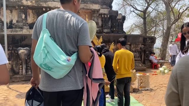 ភ្នំឧដុង្គ ជាអតីតព្រះបរមរាជវាំងមហានគរឧដុង្គ-មានជ័យបុរីរម្យឧត្តមរាជនិវេសនដ្ឋាន смотреть онлайн