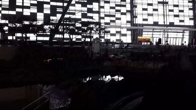 Феррари ворлд в Абу Даби смотреть онлайн