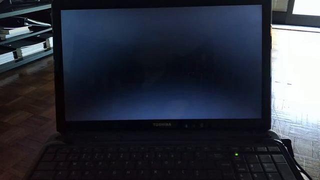 Toshiba Satellite L750 - How to access Boot Menu and BIOS setup смотреть онлайн