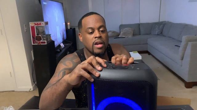 ONN Party Speaker with LED Lighting смотреть онлайн
