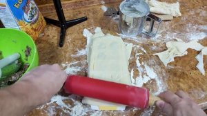 Обучаюсь Пельмени и Равиоли с помощью форм пельменницы и тестораскатки лапшерезки Marcato (часть 4)