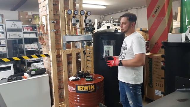 "Randiņš ar meistaru" - TECH EU-i1 CWU Termoregulators sajaukšanas vārsta un karstā ūdens vadībai смотреть онлайн
