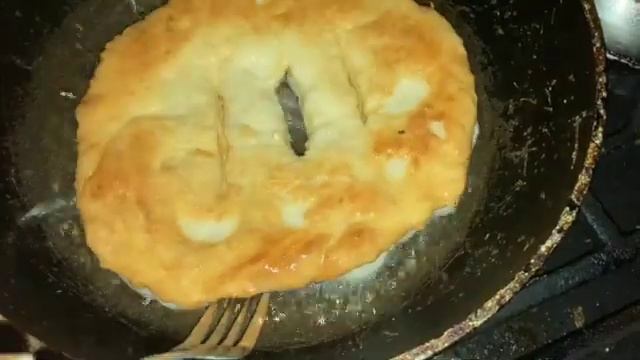 Ольга готовит лепёшки нашего детства. Малосол - сыроежка из зеркального карпа. Серия № 134. смотреть онлайн