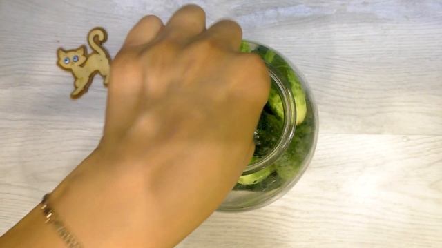 Хрустящие соленые огурцы за 5 минут смотреть онлайн