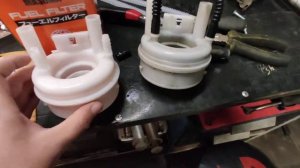 Замена топливного фильтра RENAULT DUSTER в модуле 172021121R