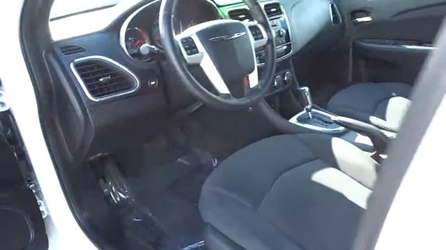 2013 Chrysler 200 Wilson, New Bern, Goldsboro, Raleigh, Rocky Mount, NC PU9052 смотреть онлайн