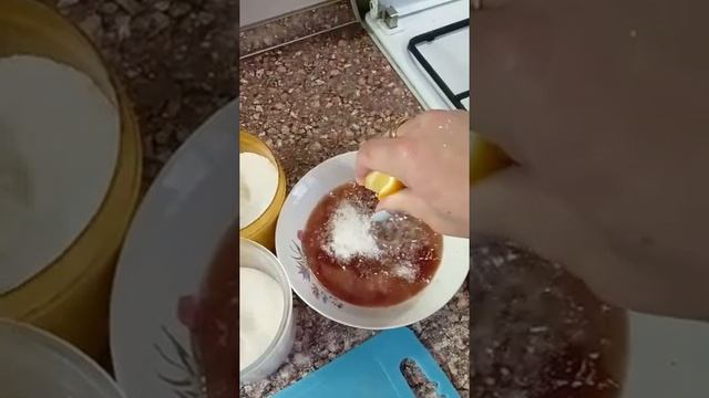 Солёная икра минтая?? смотреть онлайн