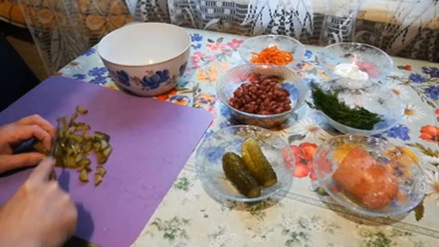 Как приготовить салат Пикантный? Рецепт Пикантного салата очень вкусного, простого и необычного. смотреть онлайн