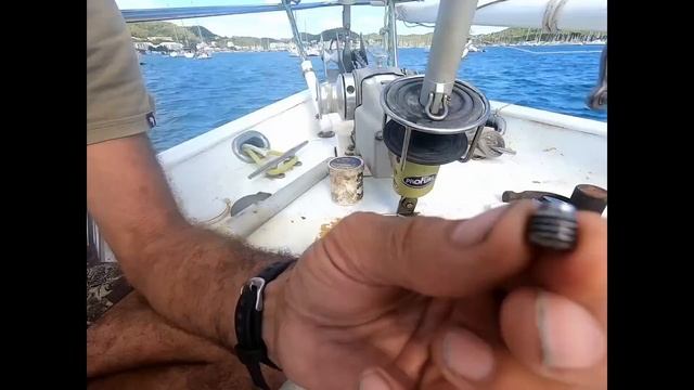 How to Fix a Seized Profurl Roller Furler -How we did it (DIY - Sailing Brick House #83) смотреть онлайн