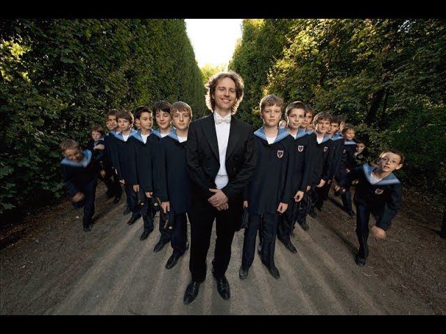 Wiener Sängerknaben - Es ist ein Ros'entsprungen смотреть онлайн